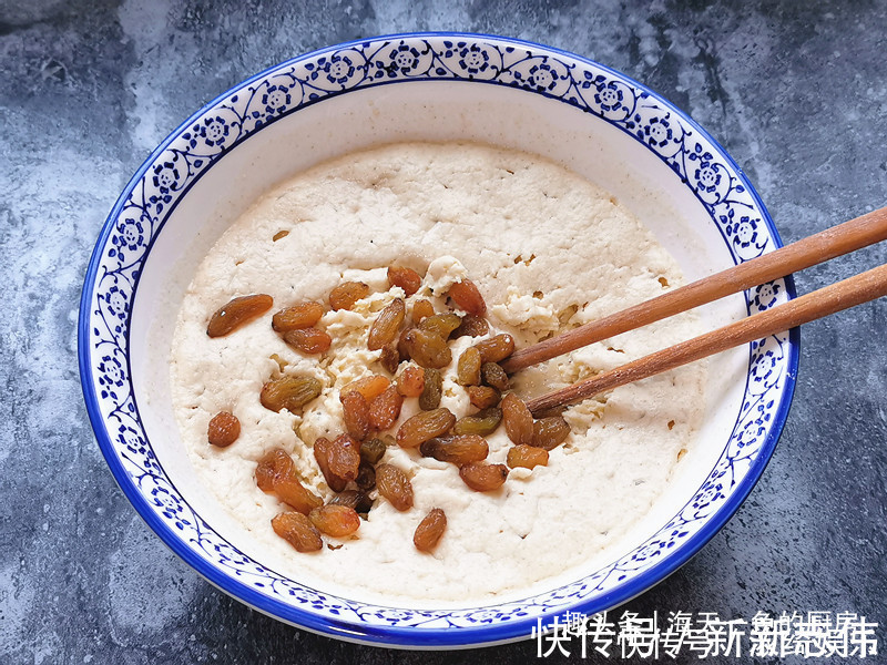 孩子最爱的早餐饼，早起10分钟就能做好，松软香甜真好吃