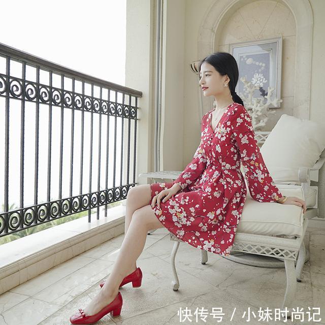 肉肉|春夏最美的事就是穿了清新连衣裙,四海八荒你最美