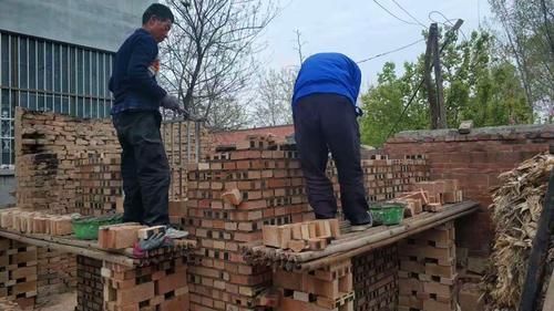 二四|农村自建房“三七”墙比“二四”墙结实吗？用哪一种会更好？