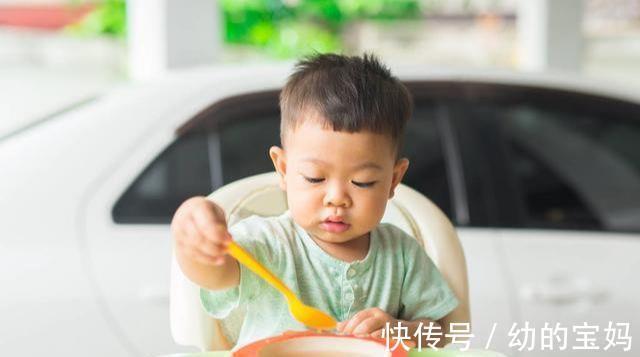 光头|夏天带娃的四个习惯,看似疼孩子其实是“坑娃”,妈妈奶奶快改正