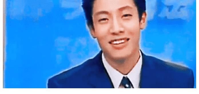 撒贝宁回归11年前的普法节目,引起众人的关注!爷青回!