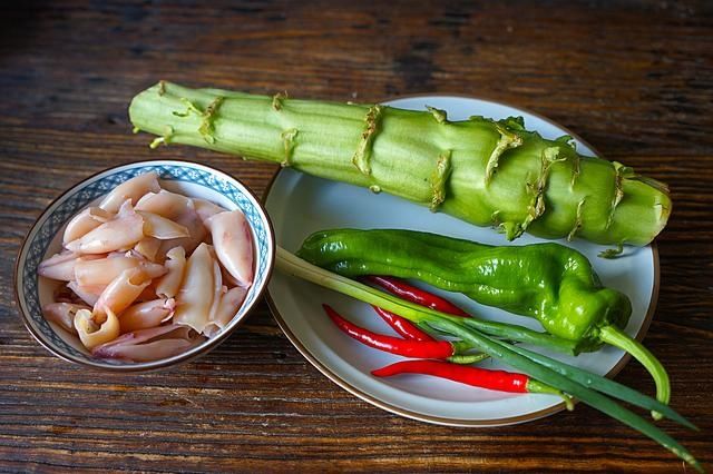 焯水|冬季，宁可不吃肉也要吃这菜，鲜美营养又快手，应季而食，身体棒