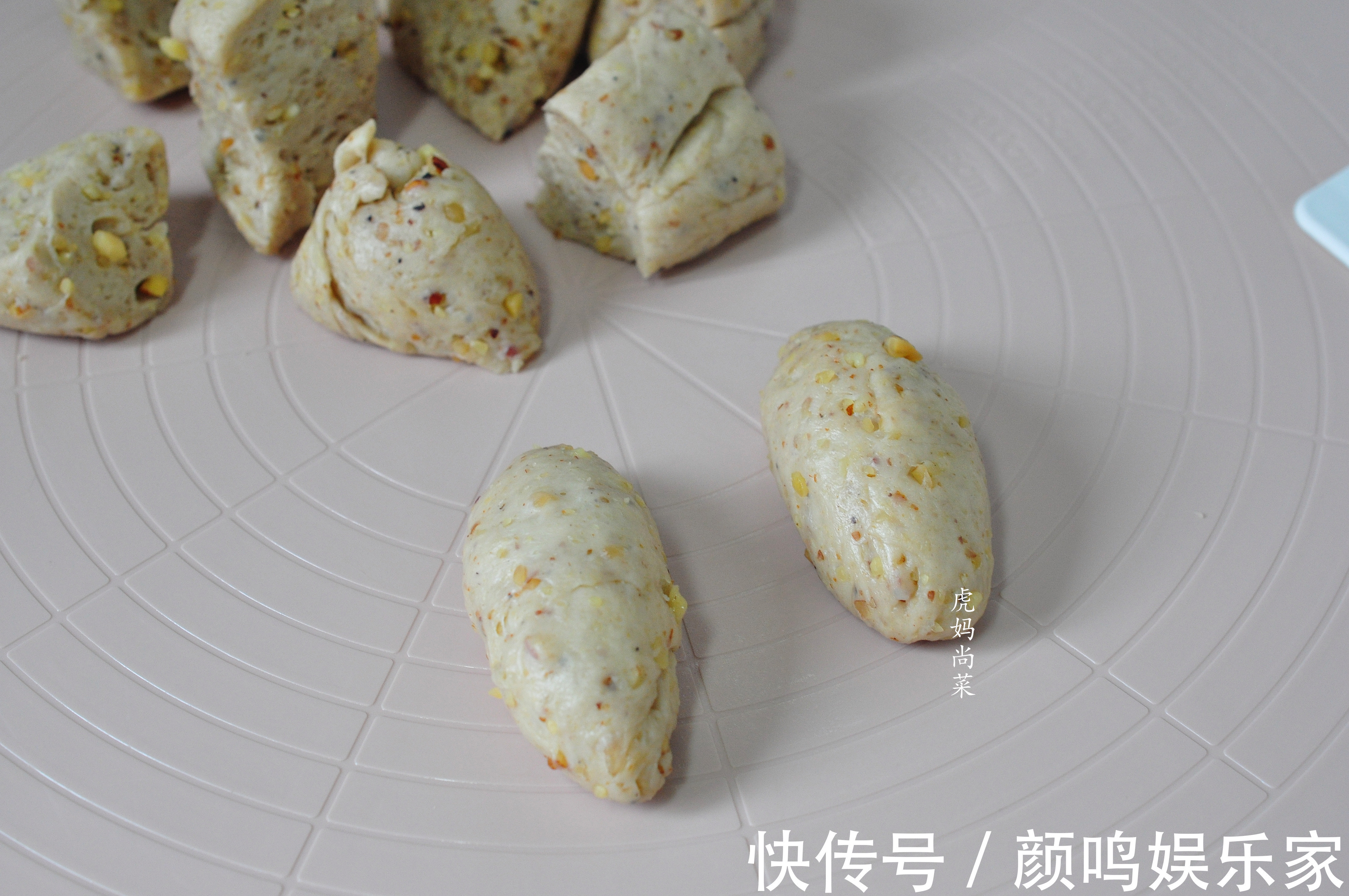 面包|低卡早餐包,无油无糖,一口一个奶香坚果香,减肥吃无压力