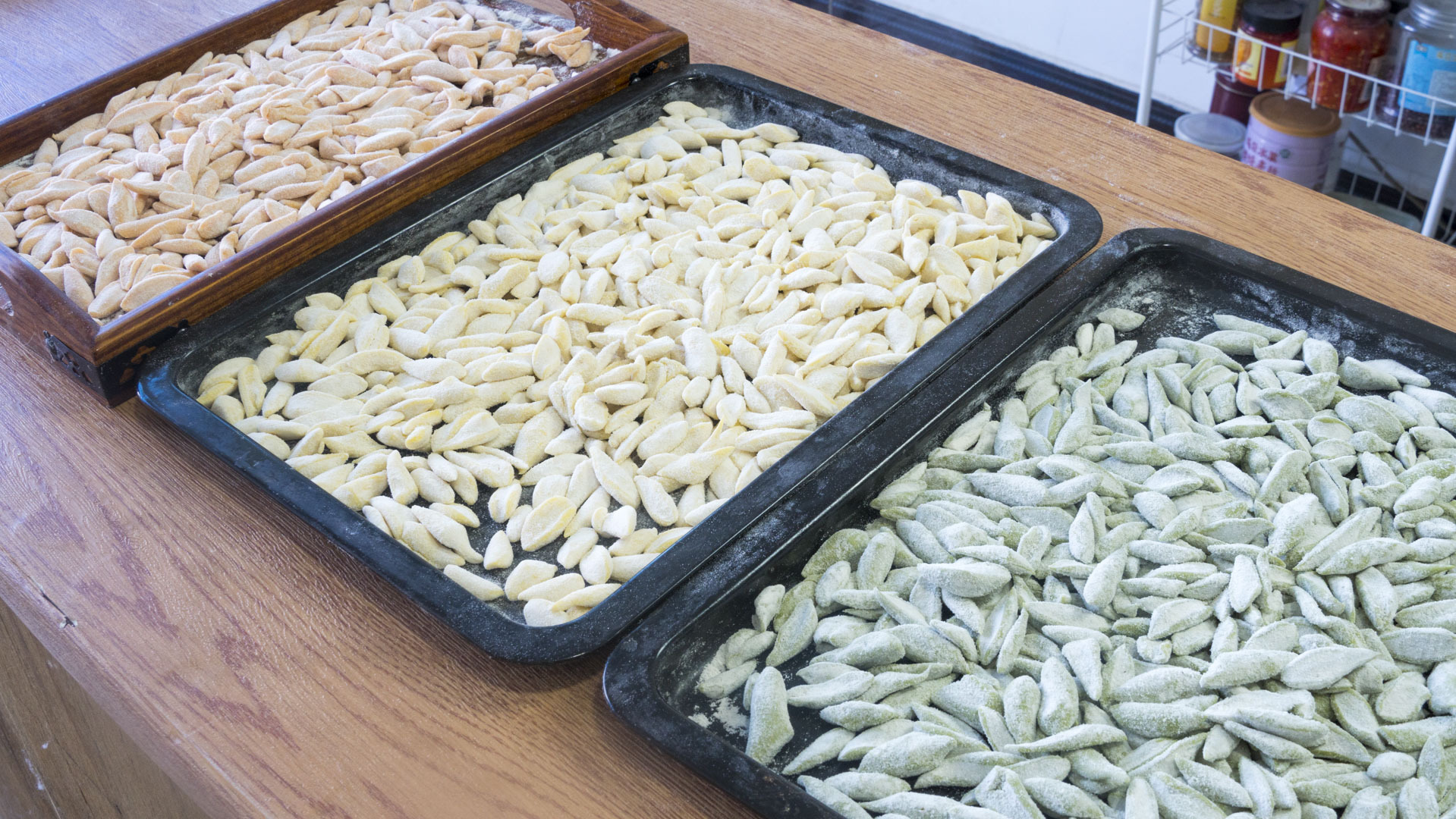 不便出门，在家自制两种“干货”，耐储存营养足，好吃又好玩