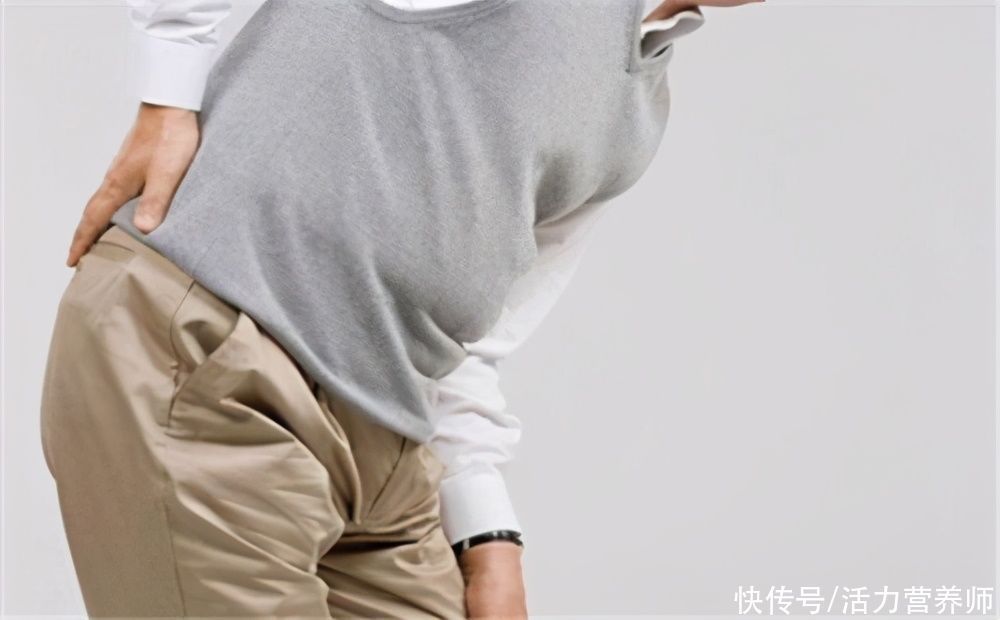 骨松质|人到中老年,预防骨质疏松多吃1种“零食”,关节不疼骨骼好