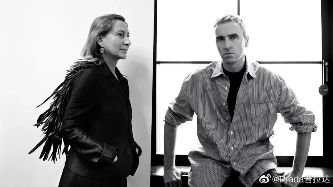 贺聪贺智米兰上海同台走秀，还是同一套|T型台 | 秀场