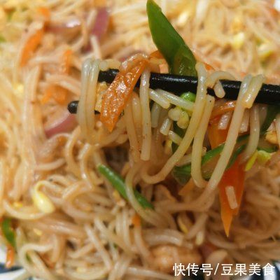 泡米粉|这是海鲜炒粉最正宗的做法，好吃到爆