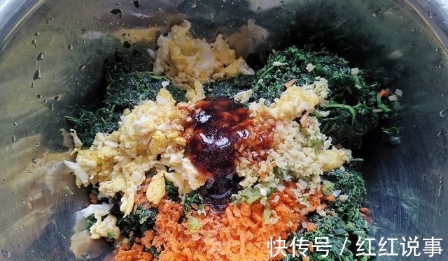 常吃饺子的注意了,提醒家人用这菜,越早知道越好,比肉馅的都香!
