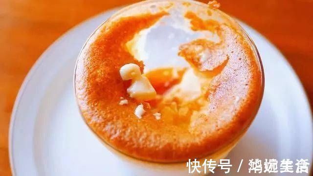 蜂蜜|半碗蜂蜜，4个鸡蛋，做出来的蛋糕，比芝士蛋糕还要嫩滑好吃