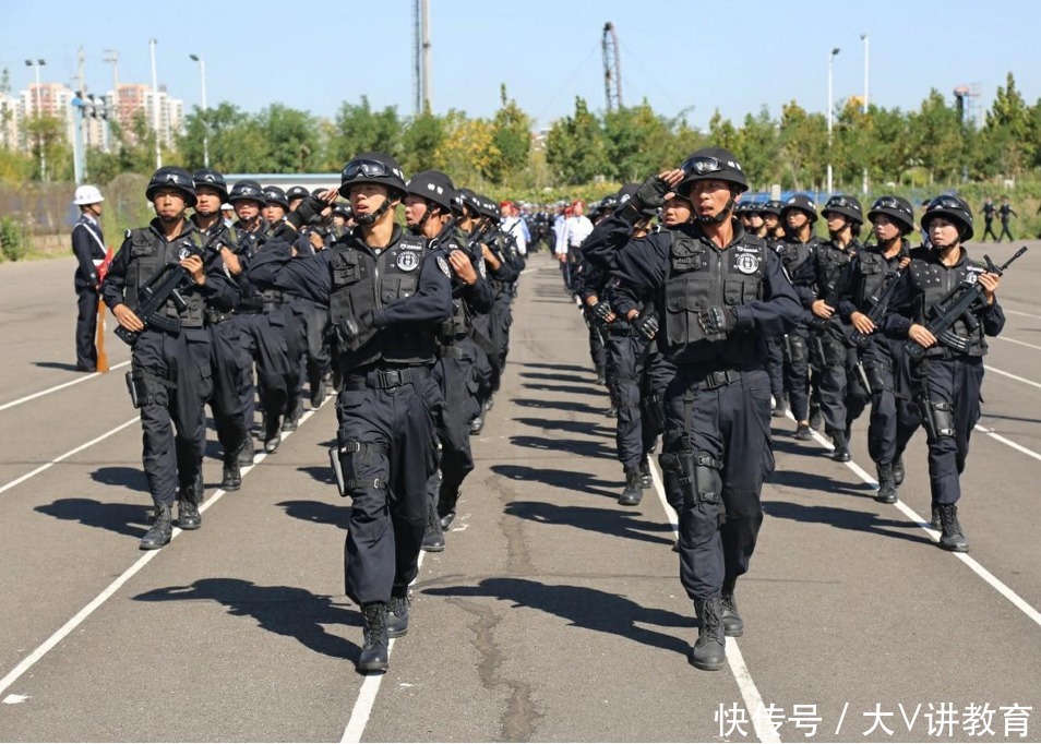 被称为“官校”的大学，实力强且口碑好，学生毕业有机会成公务员