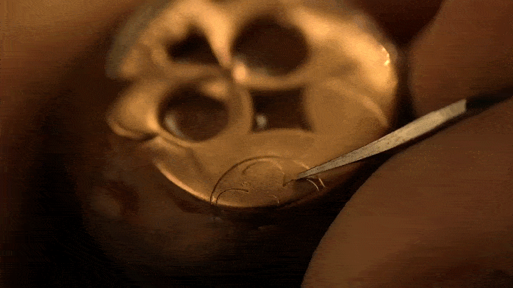 太朋克了!路易威登LV"蛇+骷髅"腕表曝光,发售定价332万!