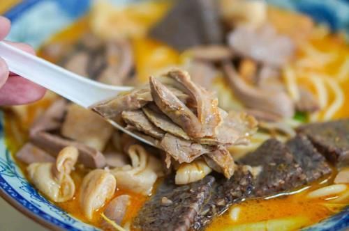 离我18km的这家沙茶面，通了地铁2号线后我才吃到！