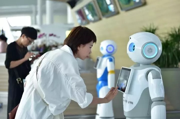 建设|智慧机场建设加快,你见过哪些科技产品应用到机场中?