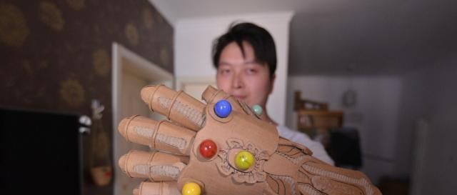 打造|吸粉无数全职爸爸为女儿打造“玩具帝国”,家里变成游乐园