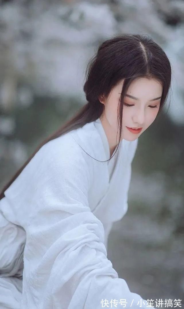 浮生半日闲@那些无关风月却仙气爆棚的短句,你最爱哪句?