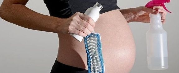 怀孕期间|孕期动作，孕妈别总觉得无所谓，可能胎宝宝会不舒服