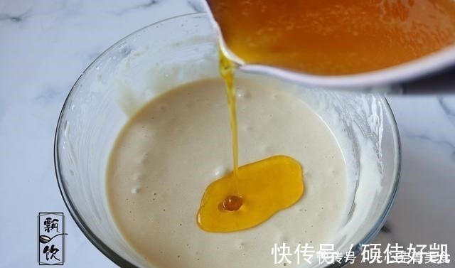中老年人|别只会做老蛋糕，这蛋糕比老蛋糕香多了，做法不难，纯甜蜜享受