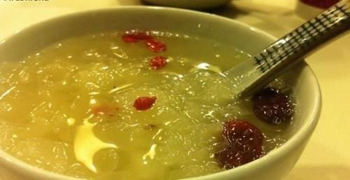 万能箱|剩饭剩菜，隔夜后还能吃吗3类再不舍也要扔掉，家庭主妇需谨记