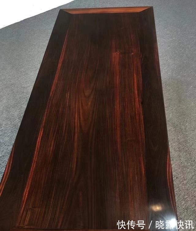 唐宋时期@隽秀挺拔,插肩隼剑腿独板画案,明式家具经典