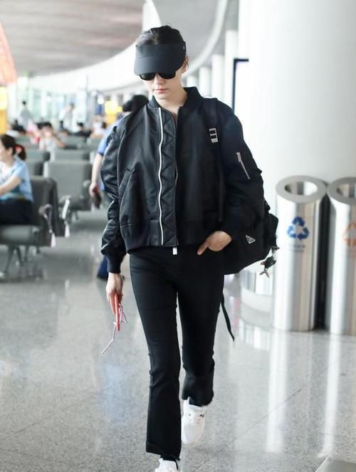 牛仔装|牛仔装怎么穿才好看，看小宋佳的牛仔私服搭配，时髦减龄又高级