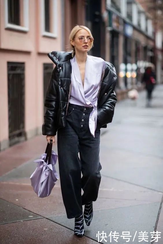 大衣里面穿什么？这4款绝美内搭，让你时髦一整个冬天