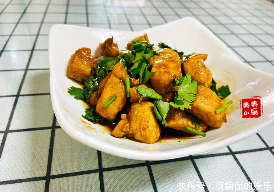 普通的家常菜,一家人在一起,已经是年味了