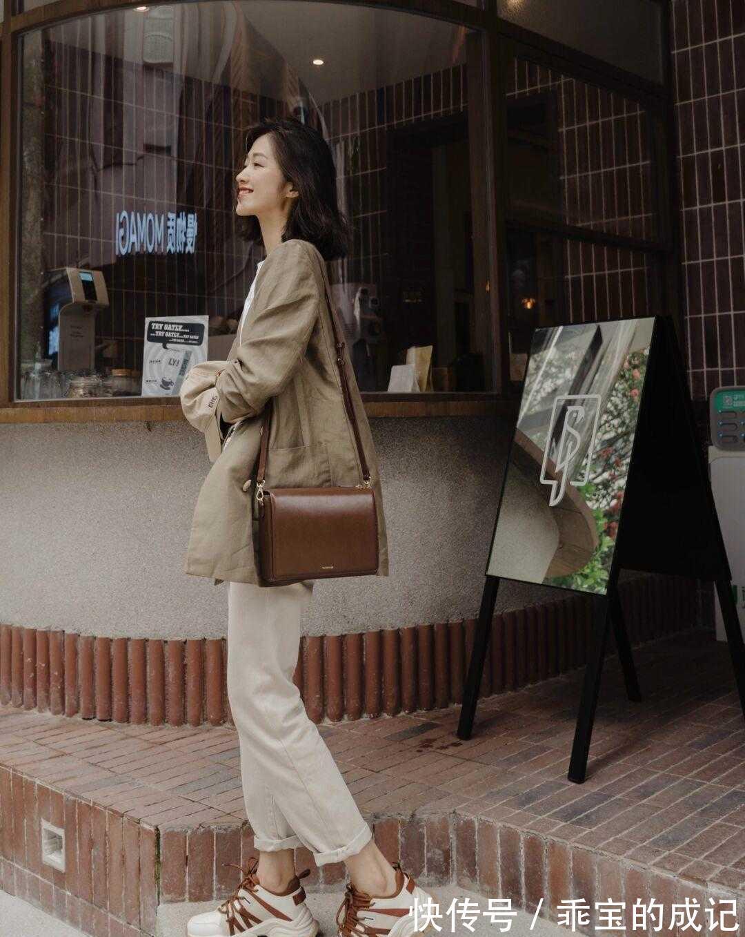 成熟|时尚成熟大气女孩,优雅端庄,散发不一样的气质!