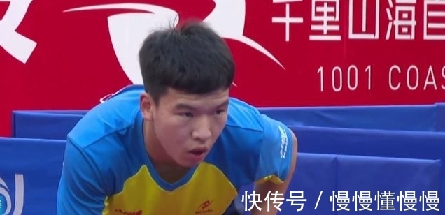 乒乓球|张本智和有对手?00后小将夺三冠,击败“小小胖”,日媒跟着报道