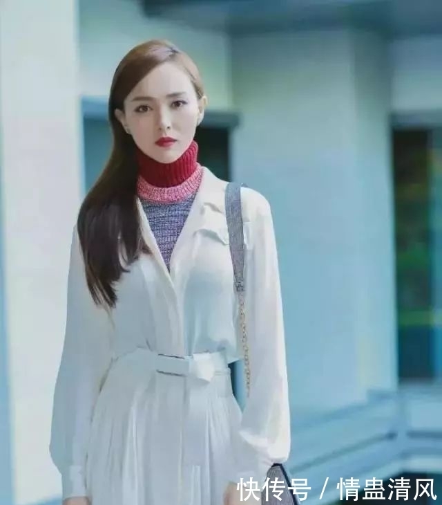 毛衣怎么穿出新意?搭配衬衫就能让你成为春天最时髦的崽