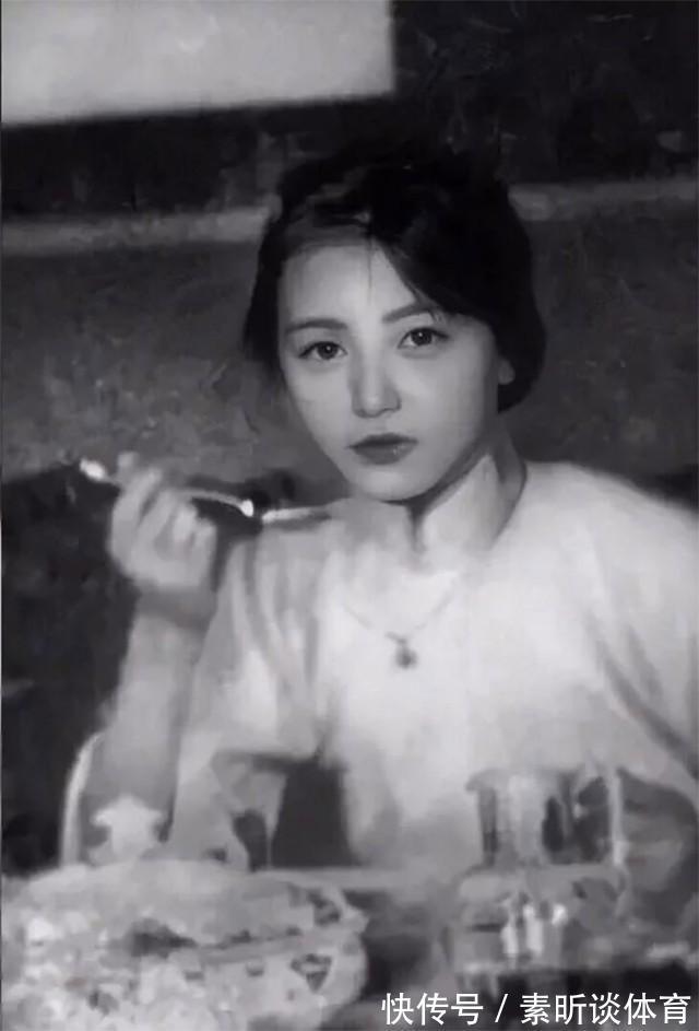 沈从文@徐志摩身死,林徽因疯抢《康桥日记》,沈从文:她躲过了一场祸乱