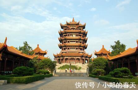 浑若天成|此人19岁金榜题名, 以一首诗名扬天下, 诗仙李白自愧不如