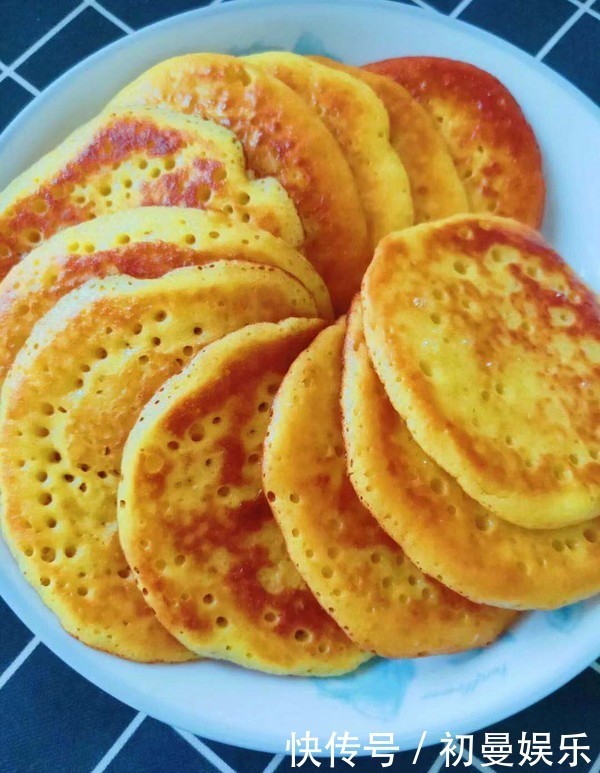 早晨別再吃水煮蛋了，試試這樣吃，營養(yǎng)翻倍，孩子吃了記憶力好