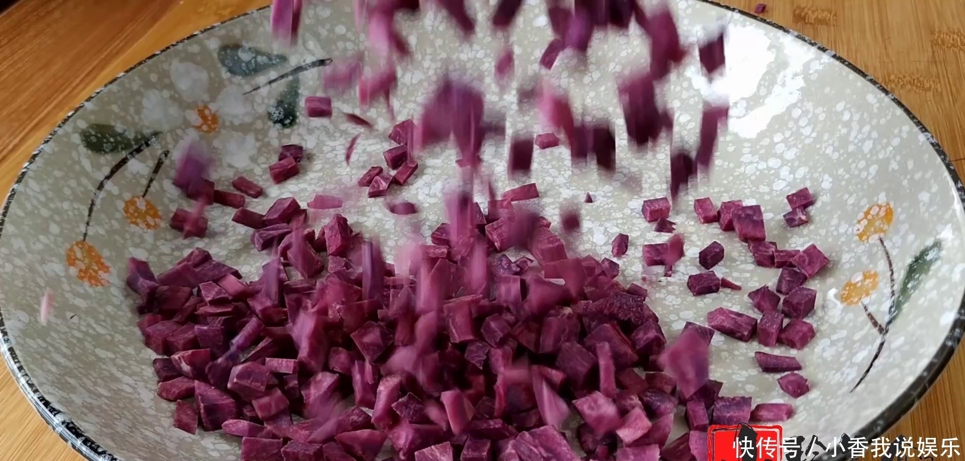 端午节粽子换个新吃法,教你包水晶粽子,晶莹剔透,好看又好吃