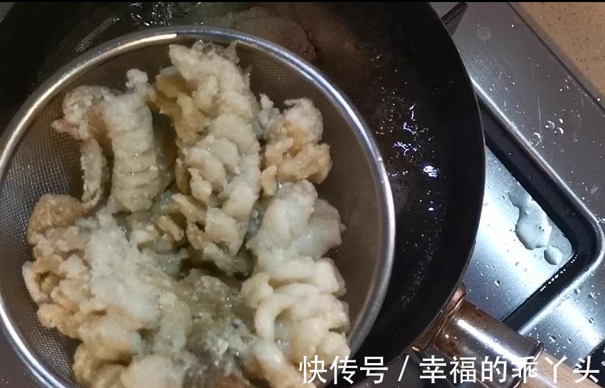 自制松子鲈鱼,自己做一点也不难,酸甜鲜美,香脆可口
