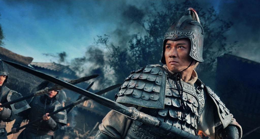 单挑|此人武力不输张飞、徐晃、许褚,为何单挑赵云时,被一枪刺死!