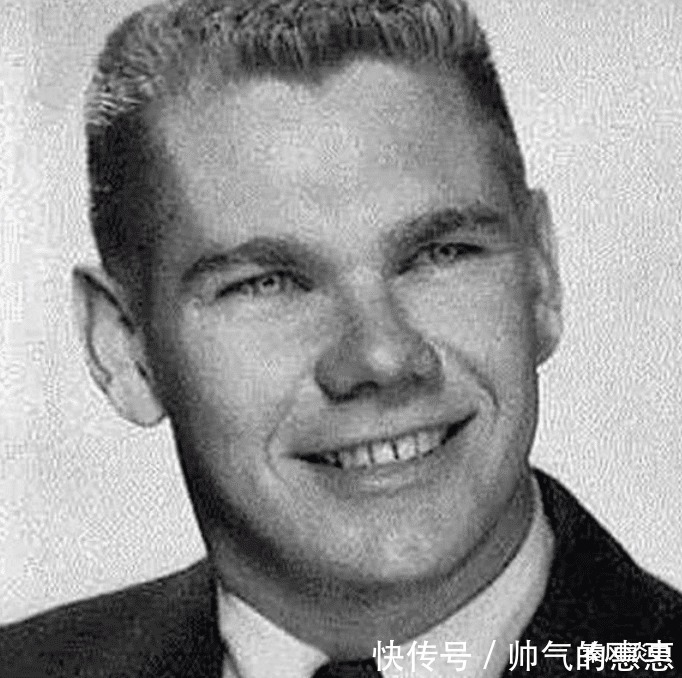 小儿子|当了17年老师,却根本不识字!当谎言被拆穿后,反倒柳暗花明