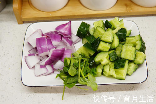 年夜饭上大鱼大肉多,这4样菜凉拌是绝配,爽口解腻,下酒好菜