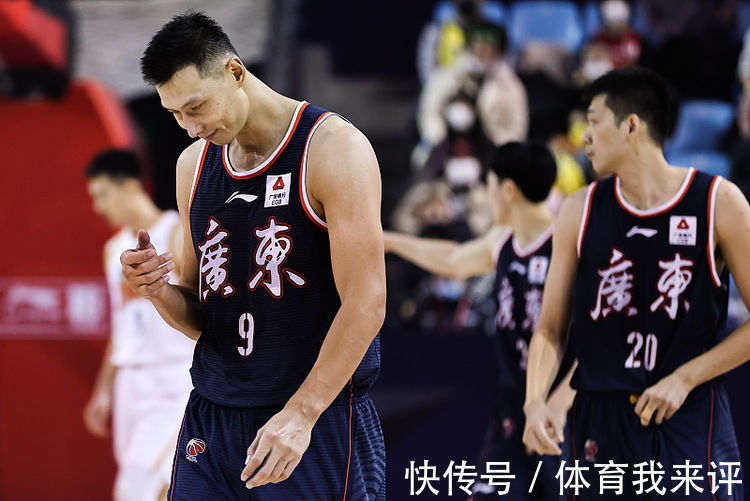 篮板|23分11板+13罚全中!熟悉的易建联回来了,仍是广东男篮最稳一环