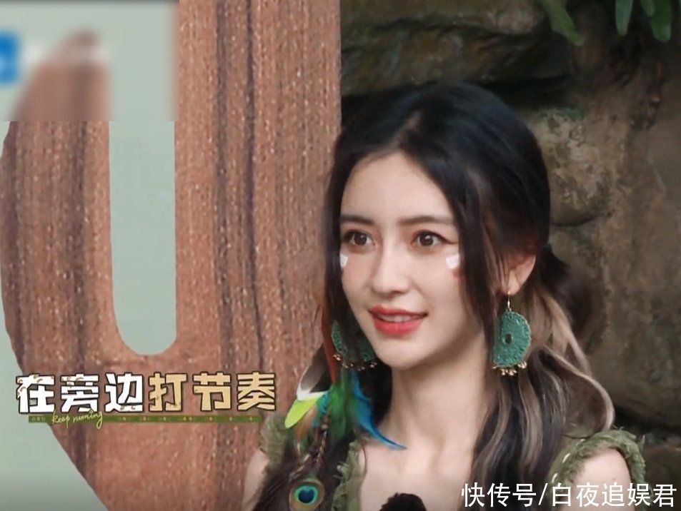 划水|还说杨颖录综艺划水?宋雨琦上场挑战时,她在旁边的举动备受好评