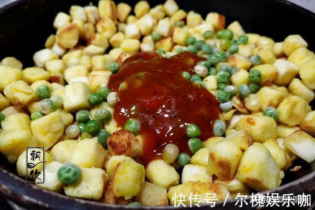 馒头丁|3元钱解决一顿美味早餐，兜里没钱也不用饿肚子，满满一盘吃得饱