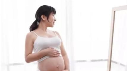 孕妇|孕妈几个月显怀算是正常现象？越早证明胎儿发育越好吗？结果意外