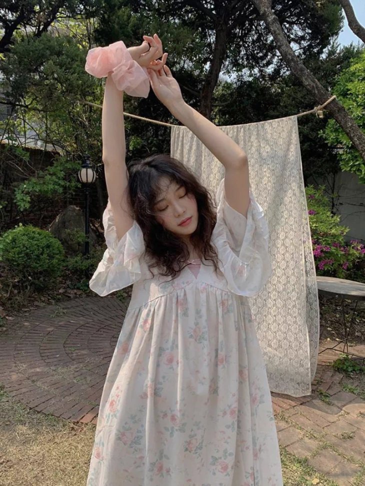 bm|成千上万的女生在三里屯做BM女孩