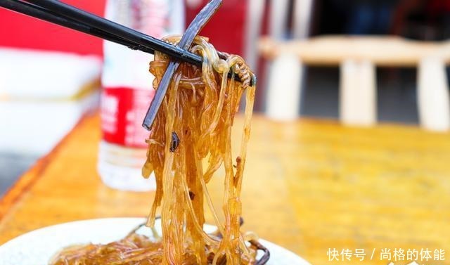 南阳这家16年扣碗老店,每天爆满!去晚了没地方坐!