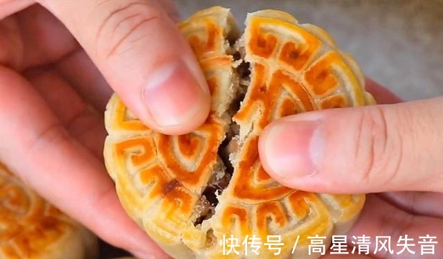 月饼|中秋节,不用烤箱,家里有平底锅就行!金黄香酥,不比买的差!