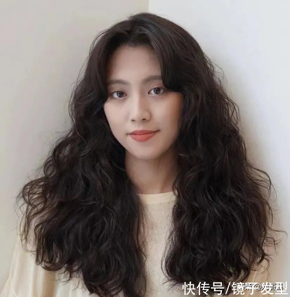 发丝 发型想要不过时，选这21款就对了，短中长都很美