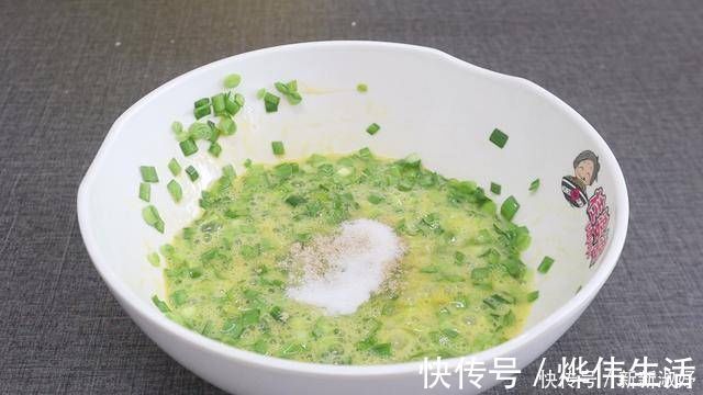 外婆用了40年烙饼做法，柔软多层，凉了不发硬，学会给家人露一手