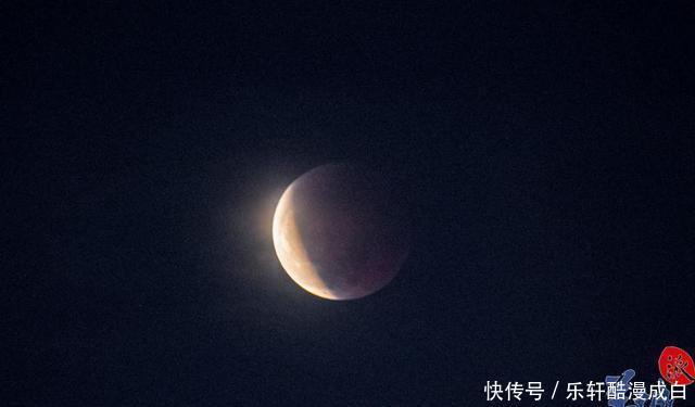 塔顶 【图集】超级月亮爬上小蛮腰塔顶!实拍月食复原全过程