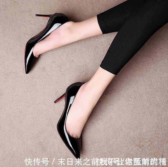 时尚 人气居高不下的尖头高跟鞋,比穿休闲鞋舒服,还显洋气有气质