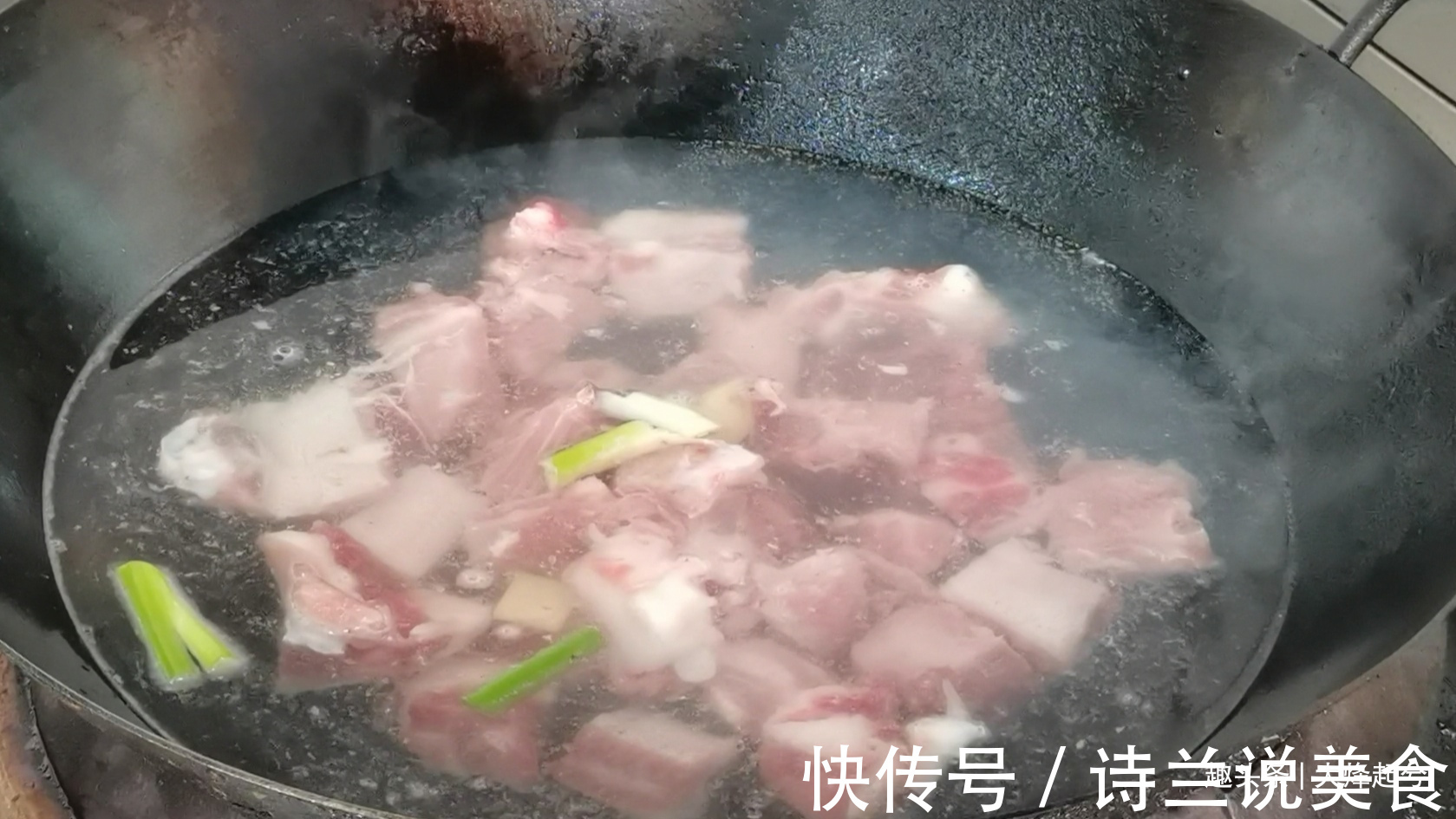 土豆烧排骨的正确做法,教你在家做,肉质鲜嫩既健康,下饭又下酒