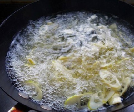 4种蔬菜，一定要焯水才能吃，很多人懒得焯，别等吃坏肚子才注意